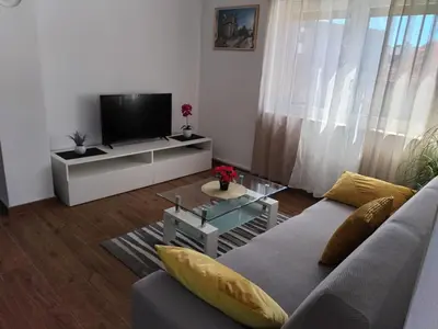 TV i/ili zabavni centar u objektu Apartman Petra