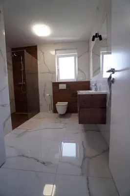 Kupaonica u objektu Apartman Petra