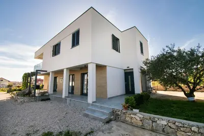 Zgrada u kojoj se nalazi apartman