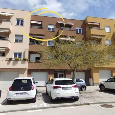 Zgrada u kojoj se nalazi apartman