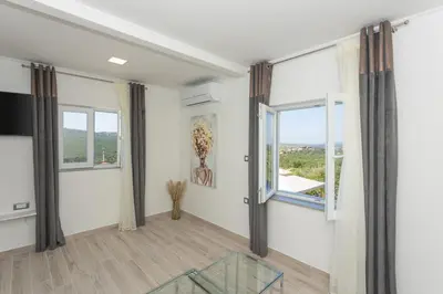 TV i/ili zabavni centar u objektu La casa Gidora
