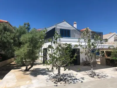Tlocrt objekta BEACHFRONT VILLA Murter