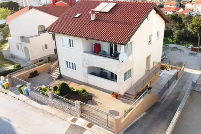 Zgrada u kojoj se nalazi apartman
