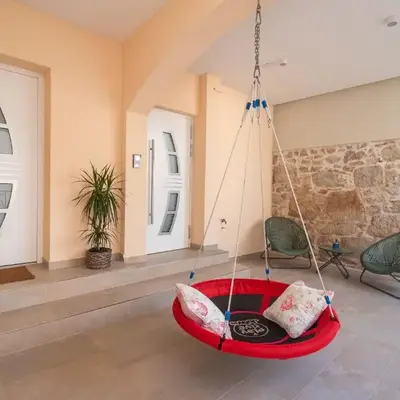 Apartments Laganini