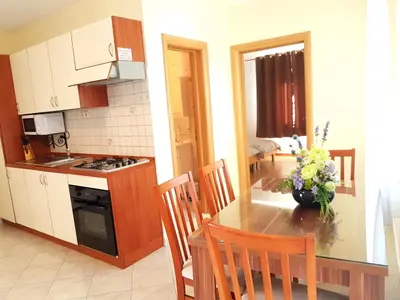 Kuhinja ili čajna kuhinja u objektu Apartmani Smoljic