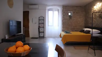 TV i/ili zabavni centar u objektu Orange