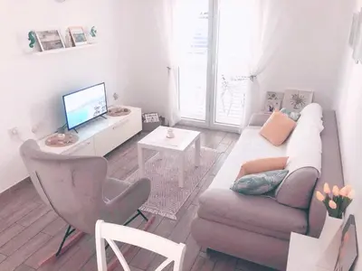 TV i/ili zabavni centar u objektu Daniva