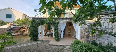 Vrt u objektu Stone House with garden Laganini