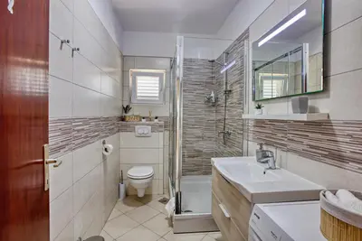 Kupaonica u objektu Apartments with parking space Razanj, Rogoznica - 21124