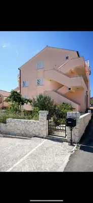 Zgrada u kojoj se nalazi apartman
