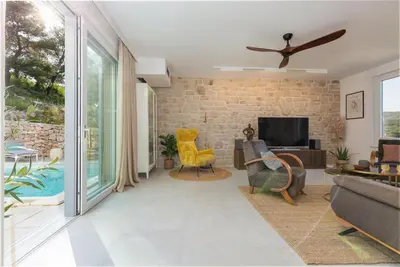 TV i/ili zabavni centar u objektu Villa Miramarina