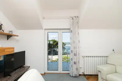 TV i/ili zabavni centar u objektu Apartment Villa Zlatna