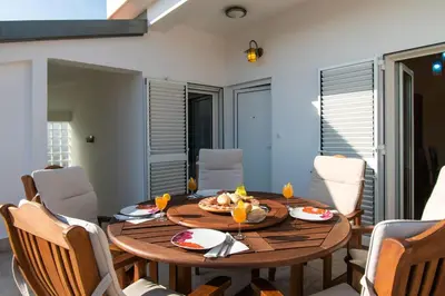 Hrana u apartmanu ili u blizini