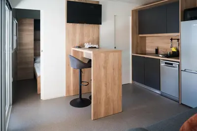 Kuhinja ili čajna kuhinja u objektu Mobile House Pirovac Kamp Kerido