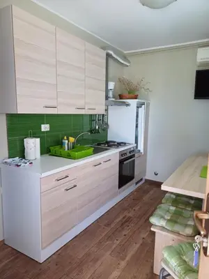 Kuhinja ili čajna kuhinja u objektu Apartmaji Mia, otok Murter