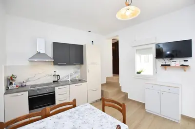 Kuhinja ili čajna kuhinja u objektu Apartment Miledina