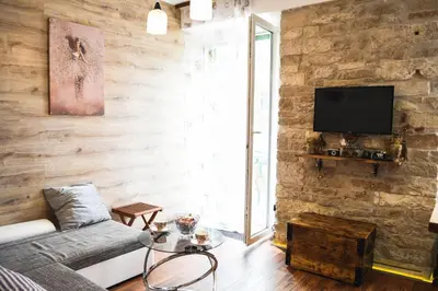 TV i/ili zabavni centar u objektu Apartman Bella,ŠIBENIK,Croatia