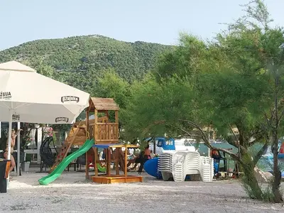 Pogled na planine ili pogled na planine iz apartmana