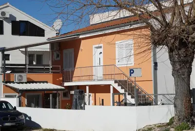 Zgrada u kojoj se nalazi apartman