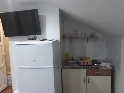Kuhinja ili čajna kuhinja u objektu APARTMANI BONACA - VODICE