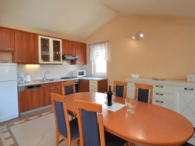 Kuhinja ili čajna kuhinja u objektu Apartment Mladen-3 by Interhome