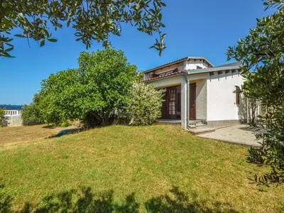 Vrt u objektu Holiday Home Karmela by Interhome