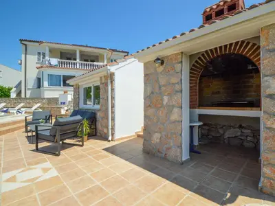 Zgrada u kojoj se nalazi apartman
