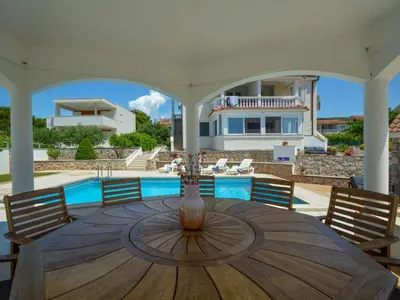 Bazen u objektu Apartment Aquanur-5 by Interhome ili u blizini