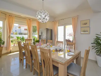 Tlocrt objekta Holiday Home Valdor by Interhome