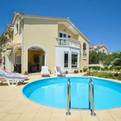 Holiday Home Valdor by Interhome