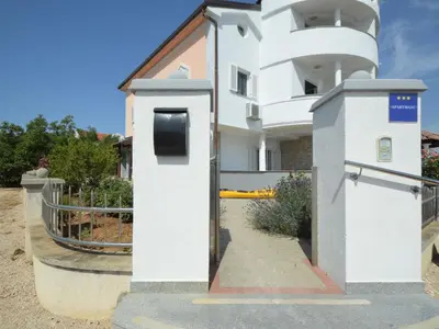 Zgrada u kojoj se nalazi apartman