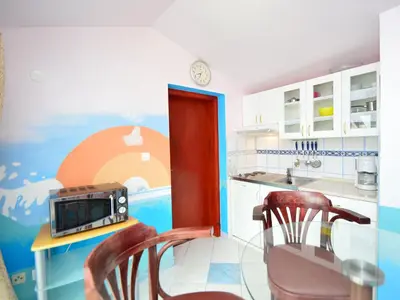 Kuhinja ili čajna kuhinja u objektu Apartment Ivana-5 by Interhome