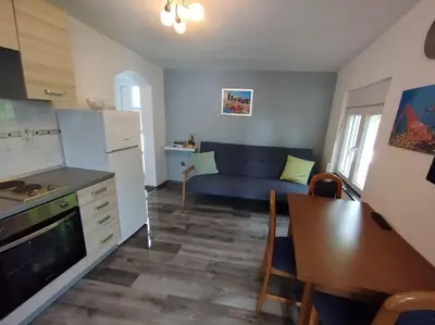 Kuhinja ili čajna kuhinja u objektu Apartman Marija