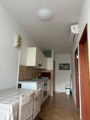 Kuhinja ili čajna kuhinja u objektu Apartmani Tratinčica