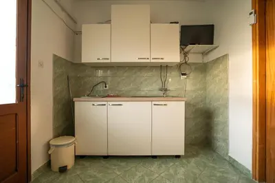 Kuhinja ili čajna kuhinja u objektu Apartmani Tratinčica