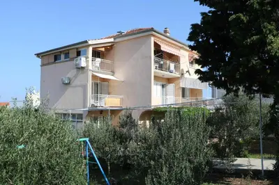 Zgrada u kojoj se nalazi apartman