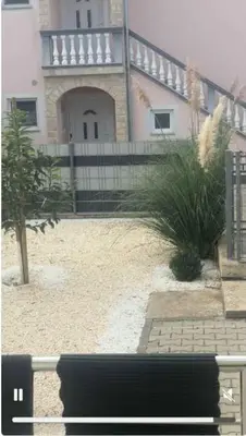 Zgrada u kojoj se nalazi apartman