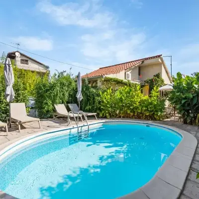 2 Bedroom Nice Home In Brodarica