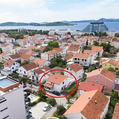 Apartments with parking space Vodice - 21593