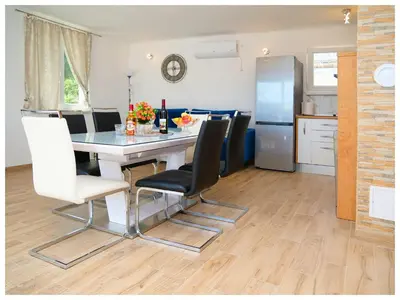 Kuhinja ili čajna kuhinja u objektu House Luketini dvori