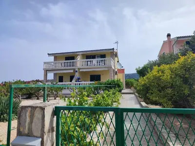 Zgrada u kojoj se nalazi apartman