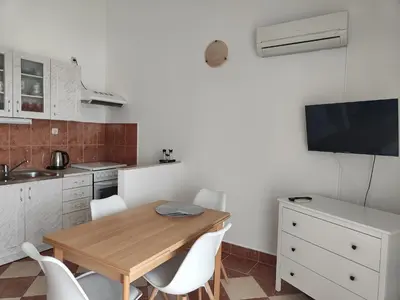 Kuhinja ili čajna kuhinja u objektu RUBI 3