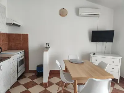 Kuhinja ili čajna kuhinja u objektu RUBI 3