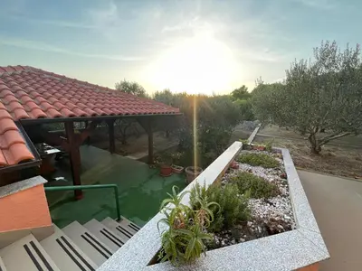 Vrt u objektu Kuća za odmor ALFIS - Jezera