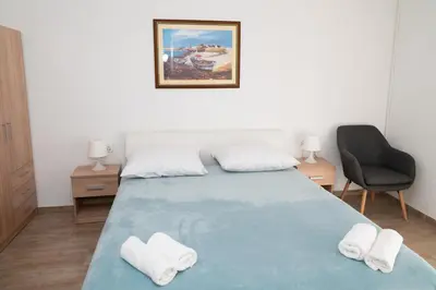 Krevet ili kreveti u jedinici u objektu Apartments Matic Vodice