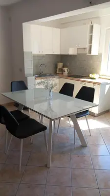 Kuhinja ili čajna kuhinja u objektu Apartments Mate