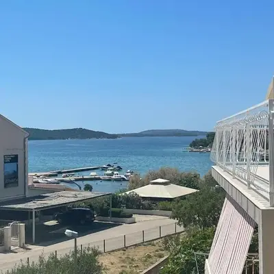Seaview apartment at beach