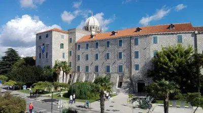 Zgrada u kojoj se nalazi apartman