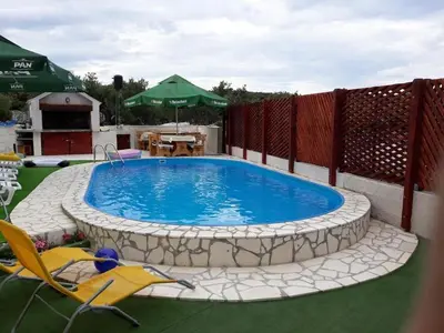 Bazen u objektu Holiday apartment in Razanj with sea view, terrace, air conditioning, WiFi 4773-3 ili u blizini