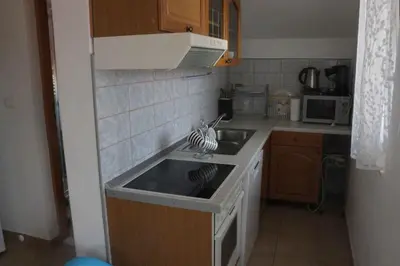 Kuhinja ili čajna kuhinja u objektu Holiday apartment in Razanj with sea view, terrace, air conditioning, WiFi 4773-3